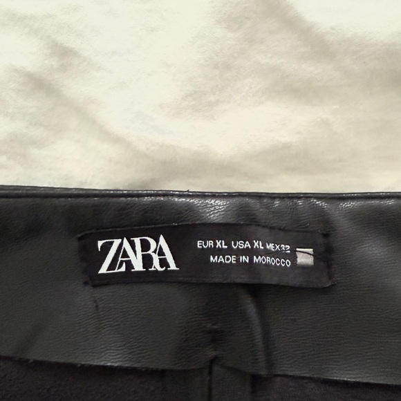 Zara Vegan Leather Mini Skort / Skirt with Shorts - Black - Size XL - Picture 2 of 5